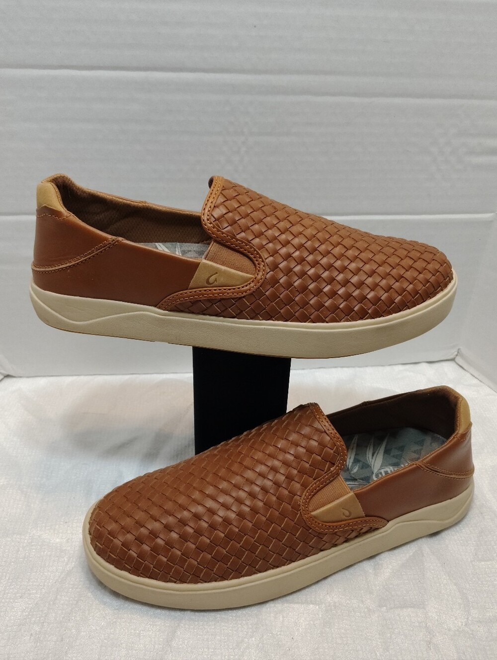 Olukai Lae'ahi Lauhala Sneakers Men # 11 US, Leather Made Excellent Condition